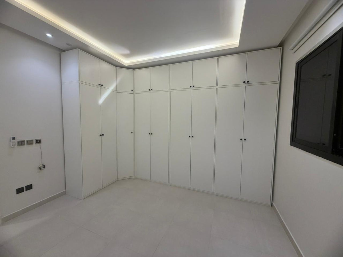 دولاب ليينا راقي - Home House